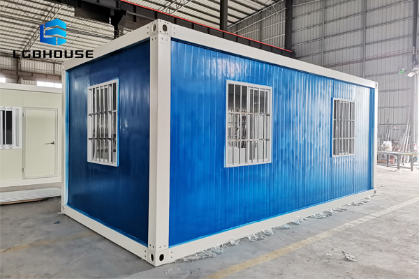 Fast install construction container house for workers living